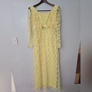 Vintage Union Made Yellow Spring Easter Dress Floral Lace Overlay Sheer Size 10